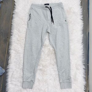 American Eagle joggers!